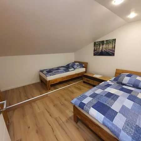 Lägenhet Handwerkerwohnung - Monteurunterkunft Crumstadt