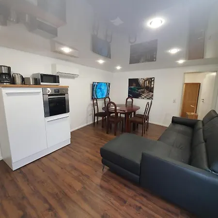 Handwerkerwohnung - Monteurunterkunft Apartmán Crumstadt