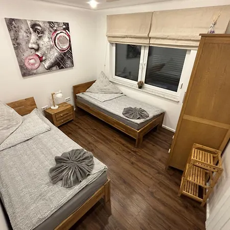 Handwerkerwohnung - Monteurunterkunft Apartmán *